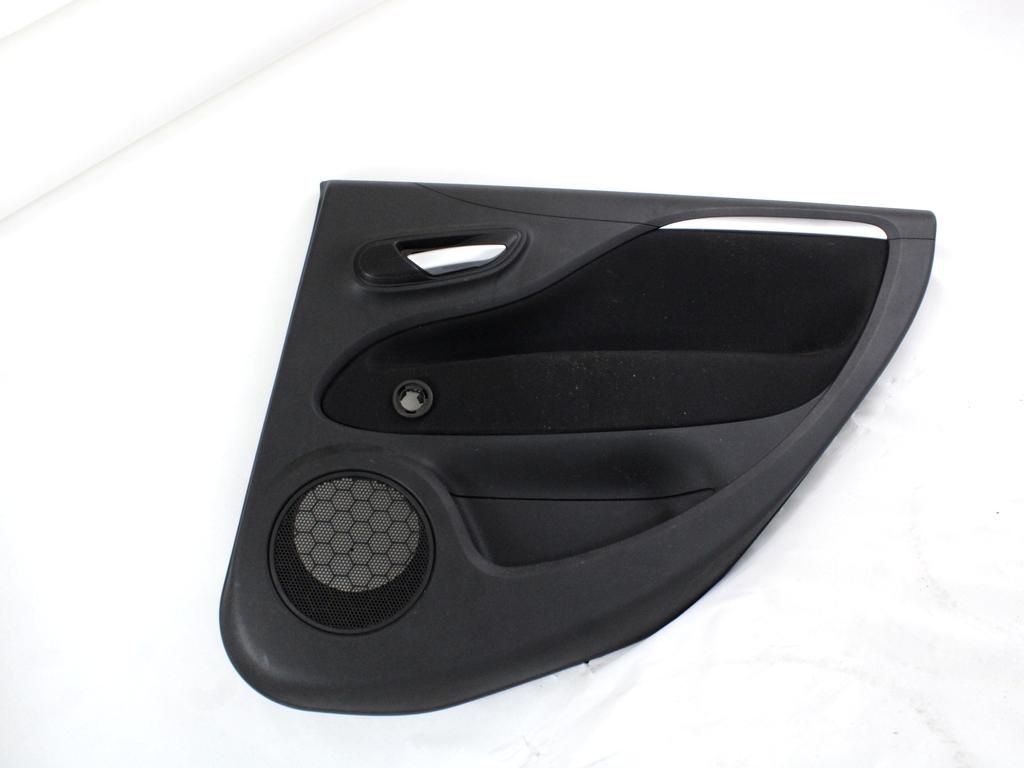 VRATNI PANEL OEM N. PNPDTFTPUNTO199MK3BR5P ORIGINAL REZERVNI DEL FIAT PUNTO 199 MK3 (2011 - 2017)BENZINA/METANO LETNIK 2014