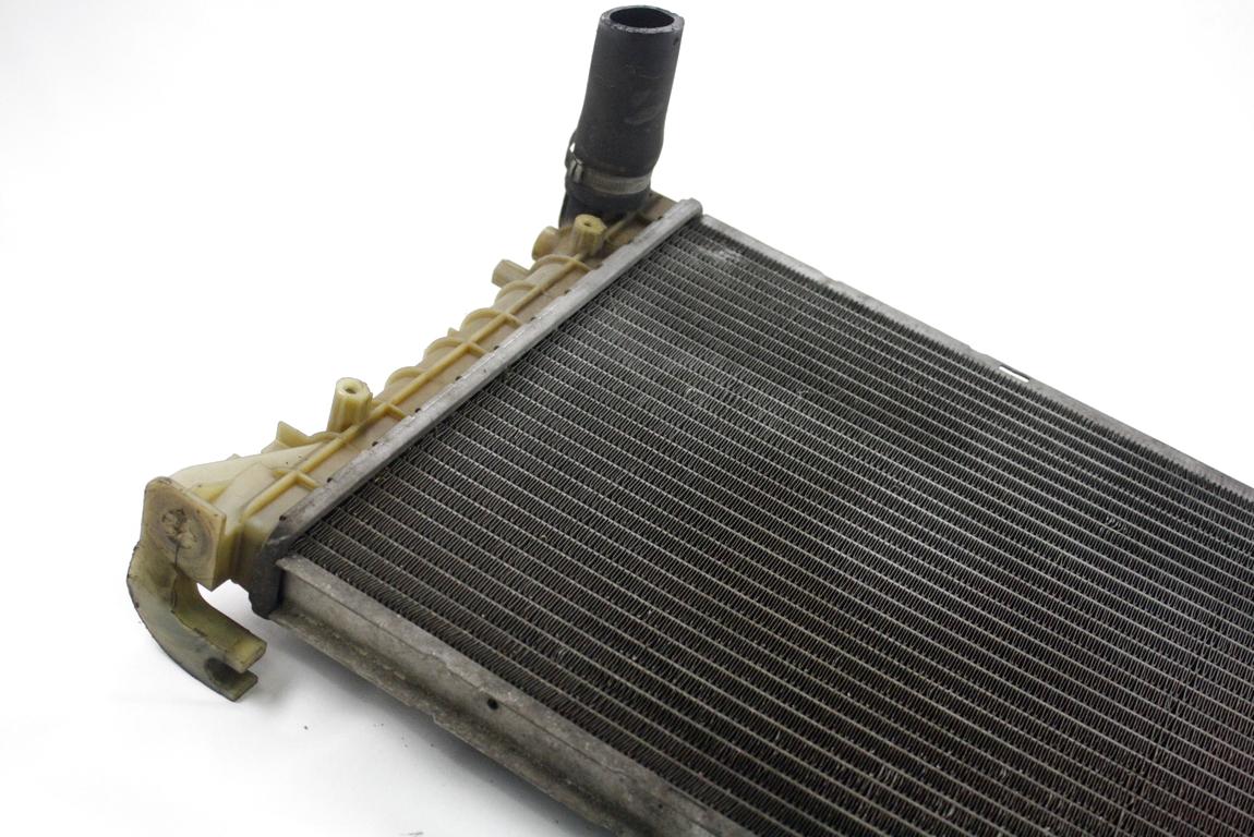 RADIATOR VODE OEM N. 51859376 ORIGINAL REZERVNI DEL LANCIA Y YPSILON 843 R (2006 - 2011) BENZINA/GPL LETNIK 2010