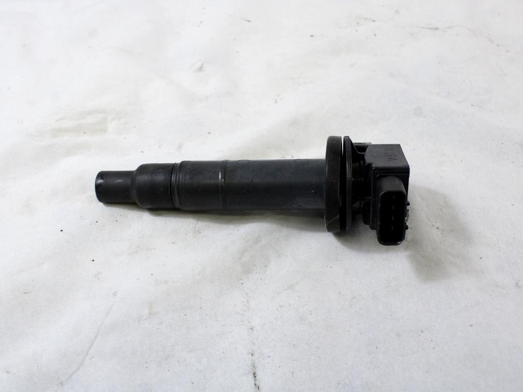 VZIGALNE TULJAVE OEM N. 90080-19021 ORIGINAL REZERVNI DEL TOYOTA YARIS P9 MK2 (01/2006 - 2009) BENZINA LETNIK 2008