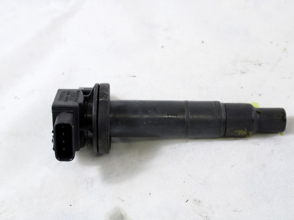 VZIGALNE TULJAVE OEM N. 90080-19021 ORIGINAL REZERVNI DEL TOYOTA YARIS P9 MK2 (01/2006 - 2009) BENZINA LETNIK 2008