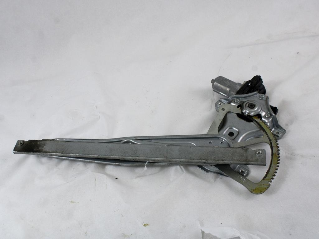 MEHANIZEM DVIGA SPREDNJIH STEKEL  OEM N. 19256 SISTEMA ALZACRISTALLO PORTA ANTERIORE ELETTR ORIGINAL REZERVNI DEL TOYOTA YARIS P9 MK2 (01/2006 - 2009) BENZINA LETNIK 2008