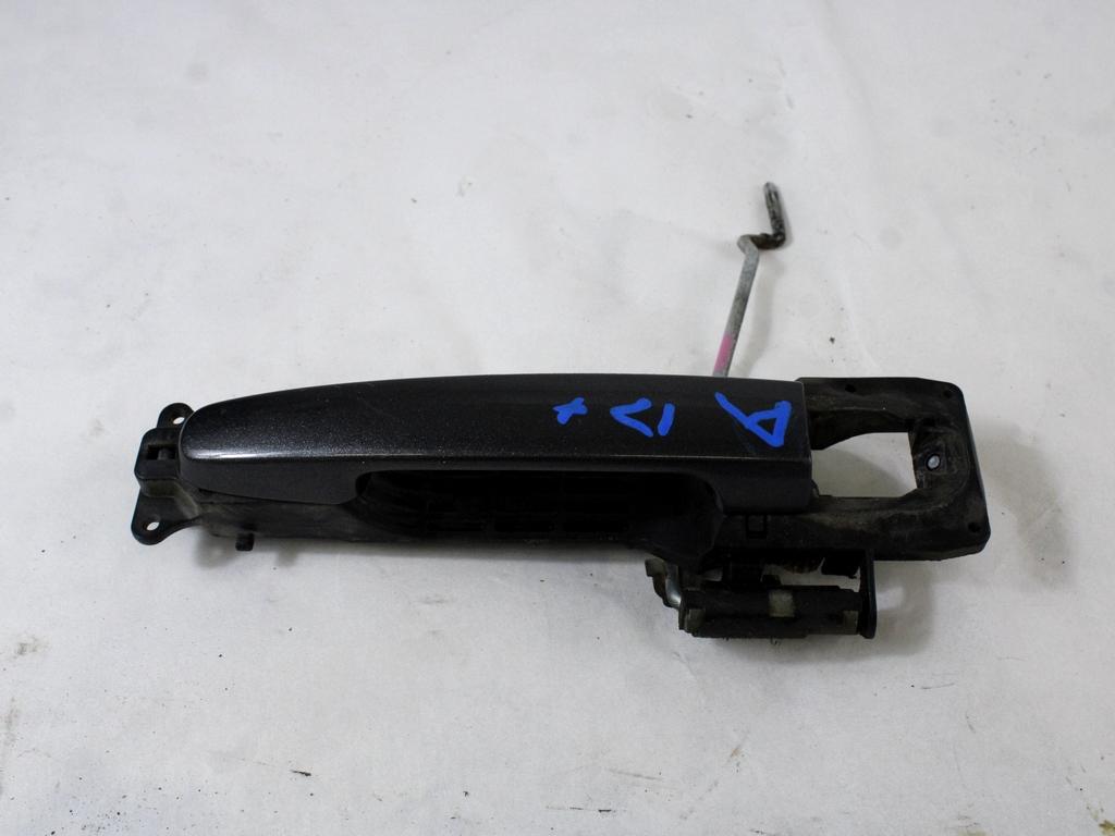 ZUNANJA KLJUKA SPREDNJA DESNA VRATA OEM N. 692110D901 ORIGINAL REZERVNI DEL TOYOTA YARIS P9 MK2 (01/2006 - 2009) BENZINA LETNIK 2008