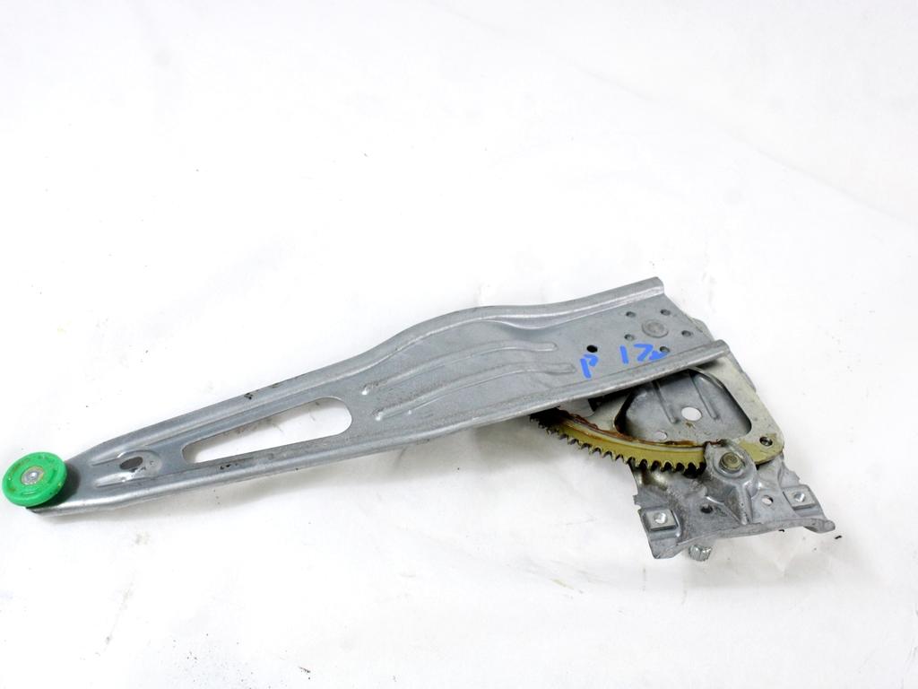 ROCNI SISTEM ZA DVIGOVANJE ZADNJEGA STEKLA  OEM N. 6983002240 ORIGINAL REZERVNI DEL TOYOTA YARIS P9 MK2 (01/2006 - 2009) BENZINA LETNIK 2008