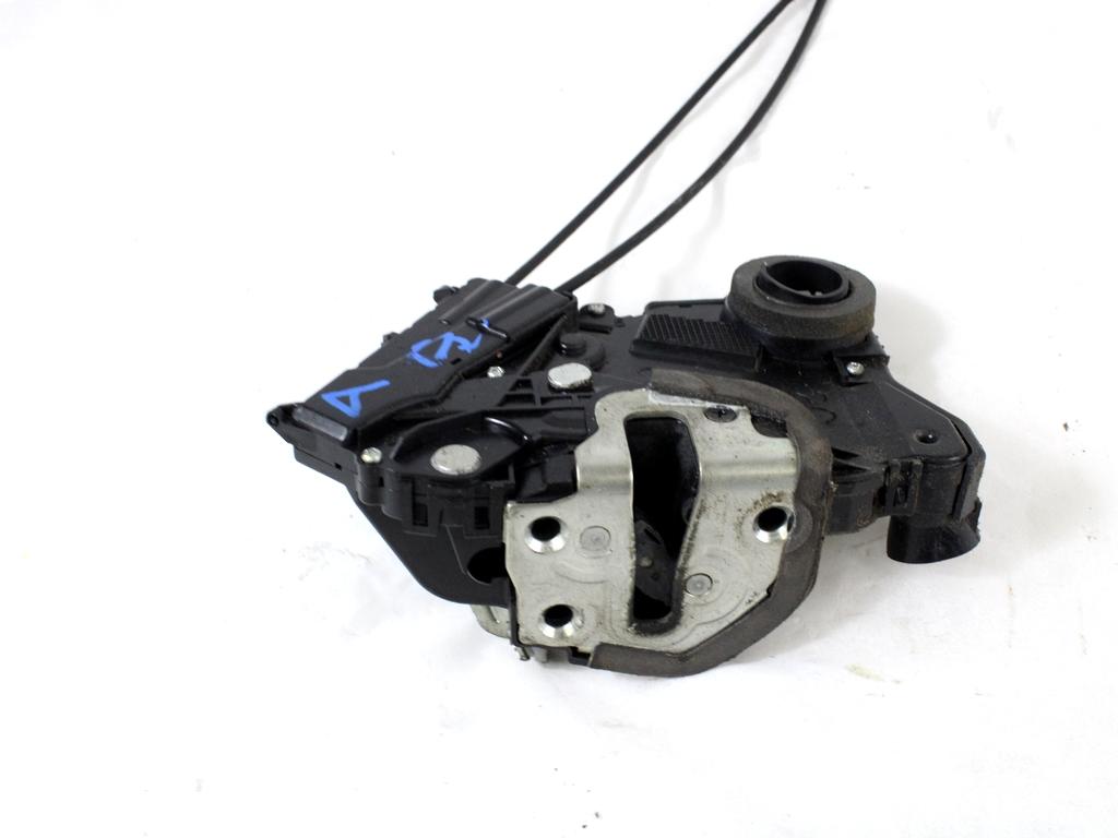 CENTRALNI ZAKLEP SPREDNJIH VRAT  OEM N. 690300D140 ORIGINAL REZERVNI DEL TOYOTA YARIS P9 MK2 (01/2006 - 2009) BENZINA LETNIK 2008