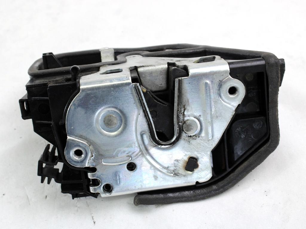 CENTRALNO ZAKLEPANJE ZADNJIH DESNIH VRAT OEM N. 7318414 ORIGINAL REZERVNI DEL MINI COUNTRYMAN R60 (2010 - 2014)DIESEL LETNIK 2013