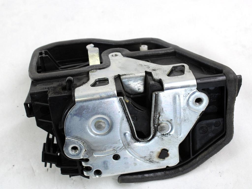 CENTRALNO ZAKLEPANJE ZADNJIH DESNIH VRAT OEM N. 7318414 ORIGINAL REZERVNI DEL MINI COUNTRYMAN R60 (2010 - 2014)DIESEL LETNIK 2013