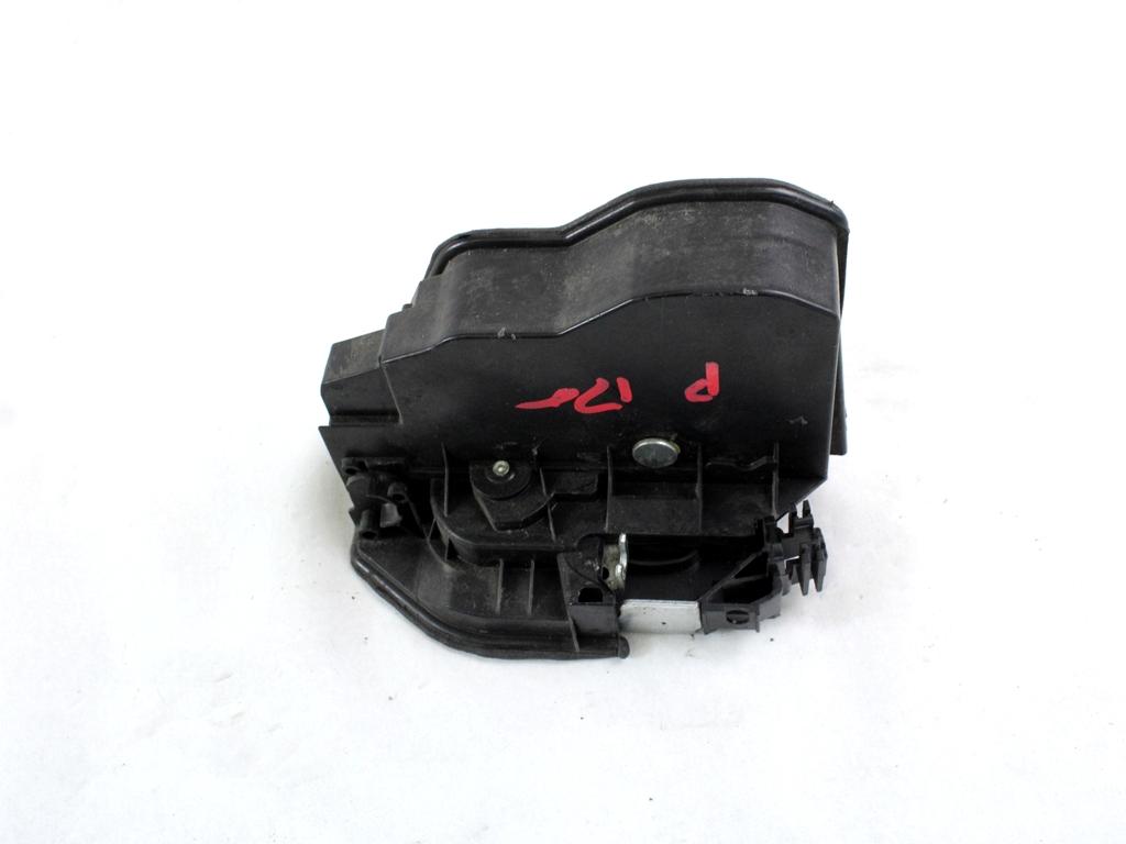 CENTRALNO ZAKLEPANJE ZADNJIH DESNIH VRAT OEM N. 7318414 ORIGINAL REZERVNI DEL MINI COUNTRYMAN R60 (2010 - 2014)DIESEL LETNIK 2013