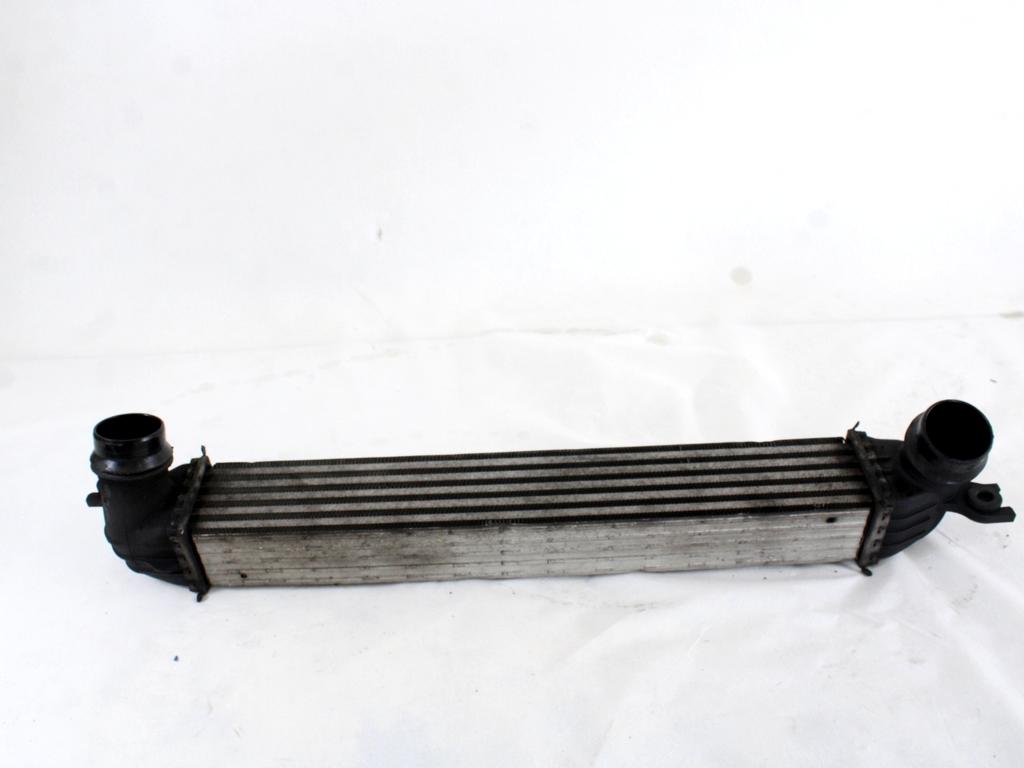 HLADILNIK INTERCOOLER OEM N. 17518506904 ORIGINAL REZERVNI DEL MINI COUNTRYMAN R60 (2010 - 2014)DIESEL LETNIK 2013