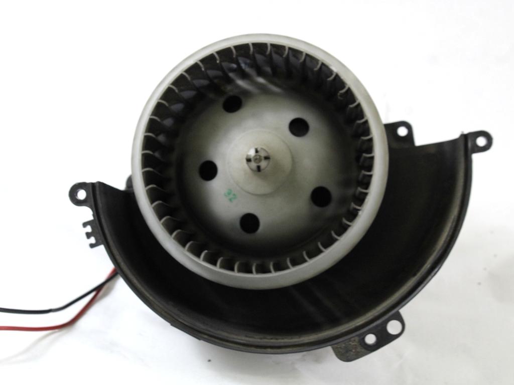 VENTILATOR  KABINE  OEM N. 52407543 ORIGINAL REZERVNI DEL OPEL ASTRA H A04 L48,L08,L35,L67 5P/3P/SW (2004 - 2007) DIESEL LETNIK 2005