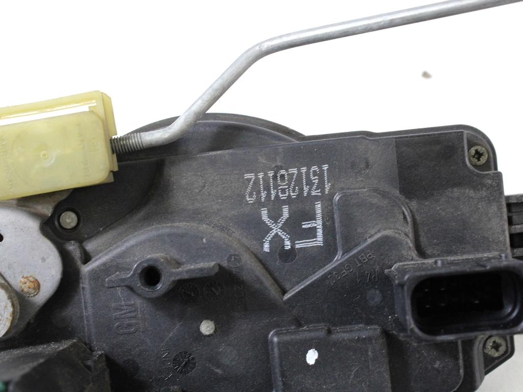 CENTRALNI ZAKLEP SPREDNJIH VRAT  OEM N. 13128112 ORIGINAL REZERVNI DEL OPEL ASTRA H A04 L48,L08,L35,L67 5P/3P/SW (2004 - 2007) DIESEL LETNIK 2005