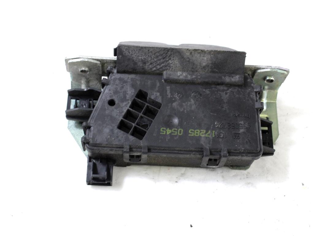 ZAKLEPANJE PRTLJA?NIH VRAT  OEM N. 13117285 ORIGINAL REZERVNI DEL OPEL ASTRA H A04 L48,L08,L35,L67 5P/3P/SW (2004 - 2007) DIESEL LETNIK 2005