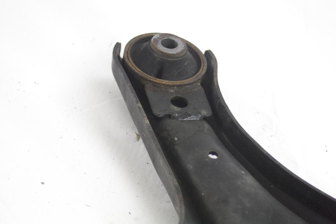 SPREDNJA DESNA ROKA  OEM N. 48068B4011 ORIGINAL REZERVNI DEL DAIHATSU TERIOS J200 MK2 (2006 - 2017) BENZINA LETNIK 2009