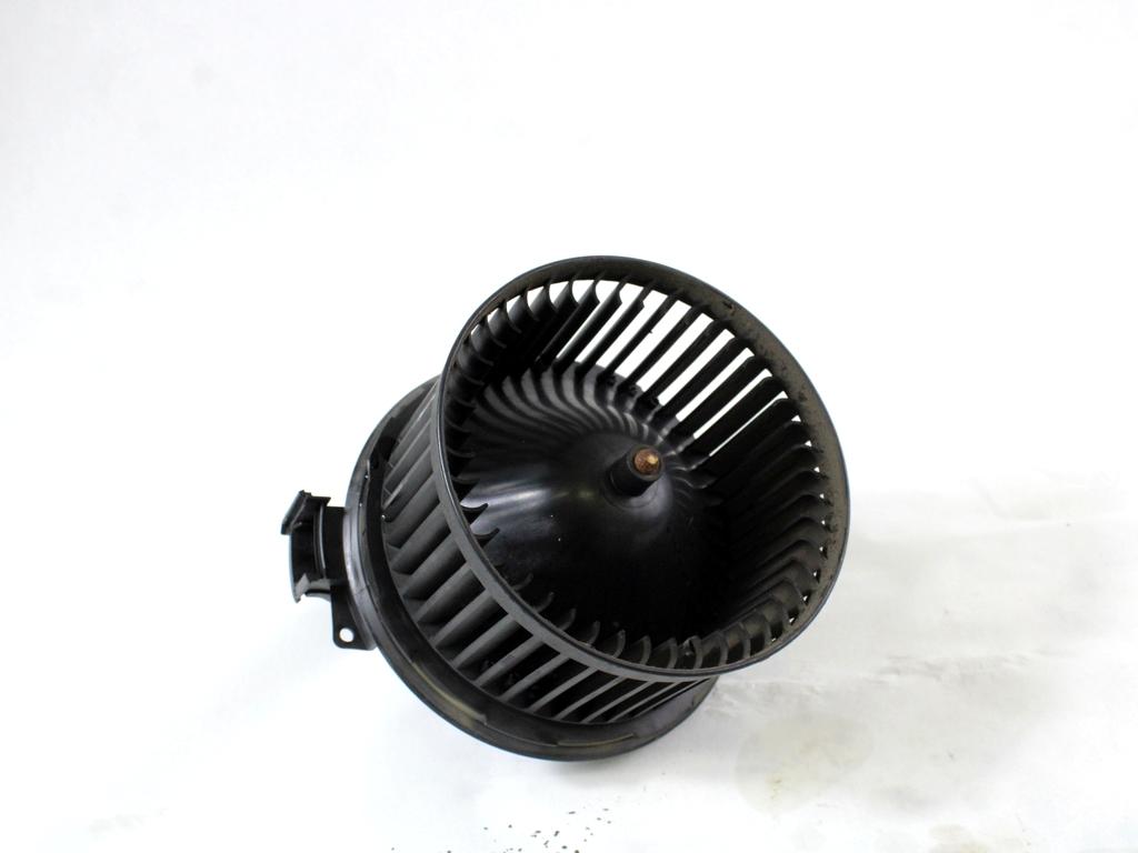 VENTILATOR  KABINE  OEM N. 8E2H-18456-AA ORIGINAL REZERVNI DEL FORD FIESTA CB1 CNN MK6 (09/2008 - 11/2012) DIESEL LETNIK 2008