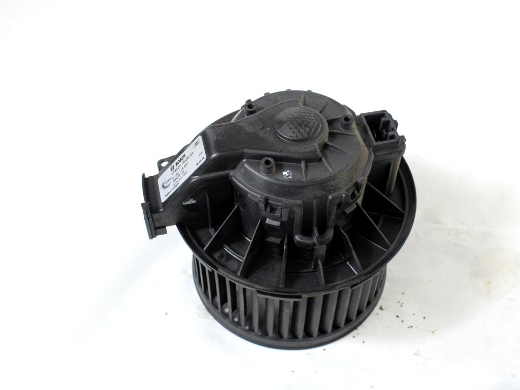 VENTILATOR  KABINE  OEM N. 8E2H-18456-AA ORIGINAL REZERVNI DEL FORD FIESTA CB1 CNN MK6 (09/2008 - 11/2012) DIESEL LETNIK 2008