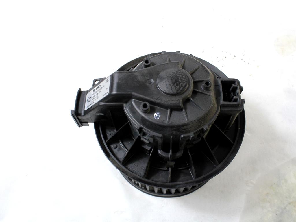 VENTILATOR  KABINE  OEM N. 8E2H-18456-AA ORIGINAL REZERVNI DEL FORD FIESTA CB1 CNN MK6 (09/2008 - 11/2012) DIESEL LETNIK 2008