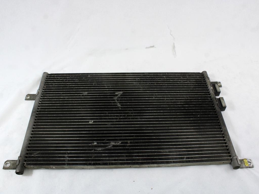 HLADILNIK KLIME OEM N. 46842842 ORIGINAL REZERVNI DEL ALFA ROMEO 147 937 (2001 - 2005)DIESEL LETNIK 2003