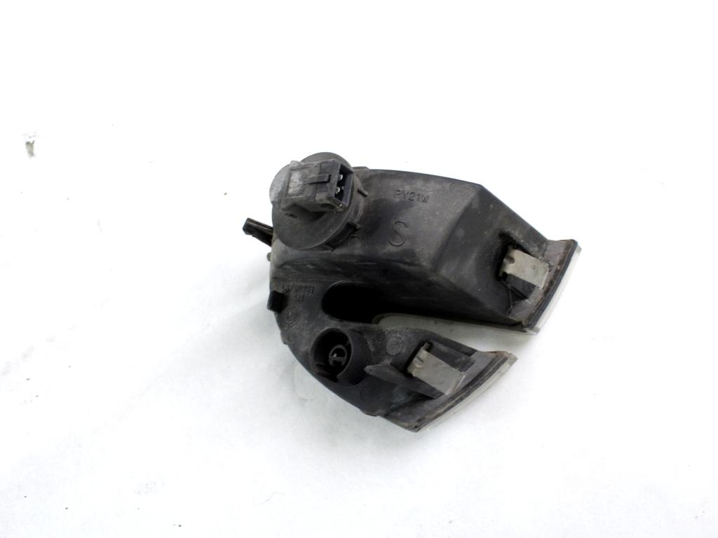 SPREDNJI INDIKATOR OEM N. 46756281 ORIGINAL REZERVNI DEL ALFA ROMEO 147 937 (2001 - 2005)DIESEL LETNIK 2003