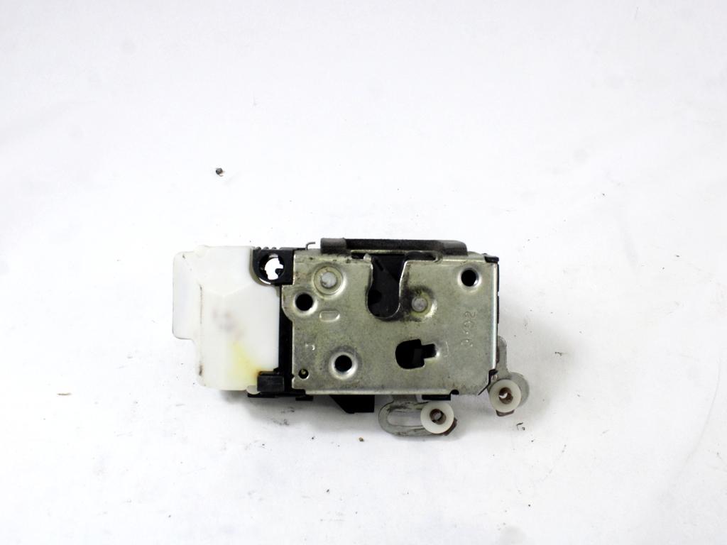 CENTRALNI ZAKLEP SPREDNJIH VRAT  OEM N. 46800415 ORIGINAL REZERVNI DEL ALFA ROMEO 147 937 (2001 - 2005)DIESEL LETNIK 2003