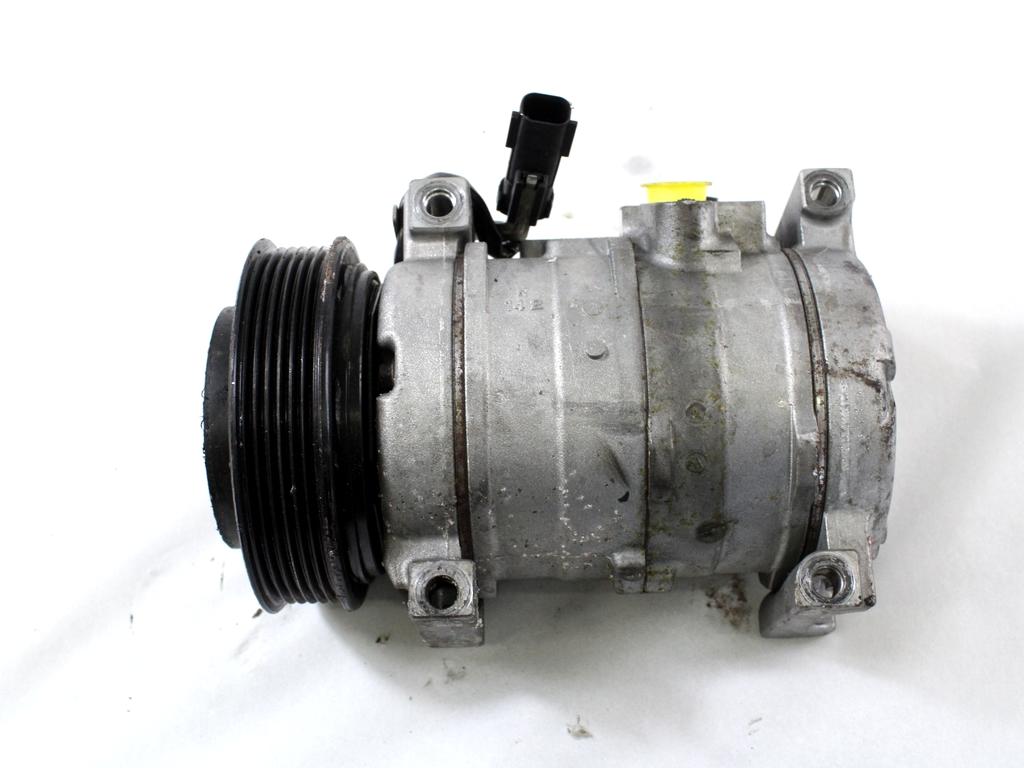 KOMPRESOR KLIME  OEM N. 55037467AD ORIGINAL REZERVNI DEL JEEP CHEROKEE MK3 R KJ (2005 - 2008) DIESEL LETNIK 2005