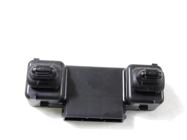 ZADNJE STIKALO OEM N. 56010091AB ORIGINAL REZERVNI DEL JEEP CHEROKEE MK3 R KJ (2005 - 2008) DIESEL LETNIK 2005