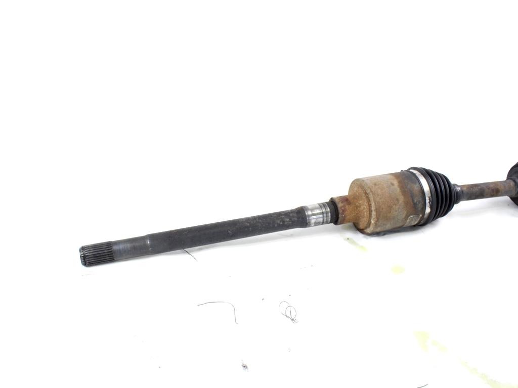 DESNA SPREDNJA POGONSKA GRED  OEM N. 52111780AB ORIGINAL REZERVNI DEL JEEP CHEROKEE MK3 R KJ (2005 - 2008) DIESEL LETNIK 2005