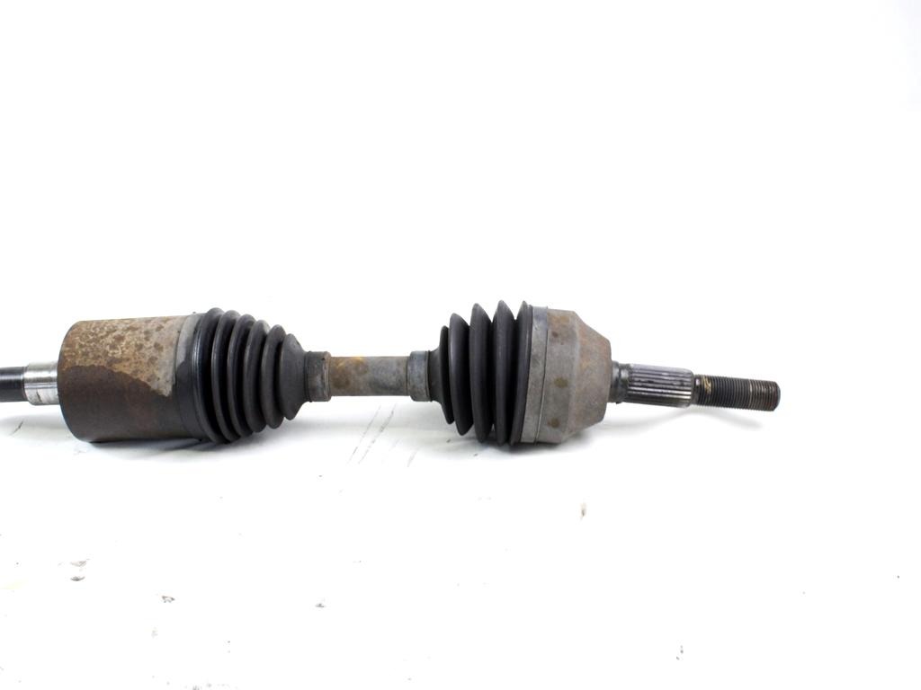 LEVA SPREDNJA POGONSKA GRED  OEM N. 52111781AB ORIGINAL REZERVNI DEL JEEP CHEROKEE MK3 R KJ (2005 - 2008) DIESEL LETNIK 2005