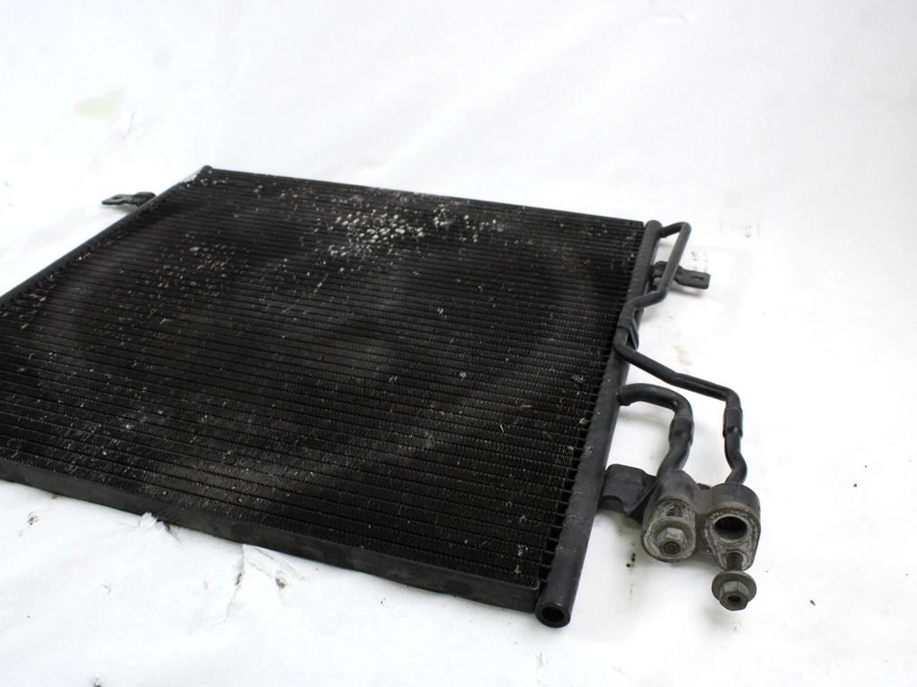 HLADILNIK KLIME OEM N. 05183560AC ORIGINAL REZERVNI DEL JEEP CHEROKEE MK3 R KJ (2005 - 2008) DIESEL LETNIK 2005