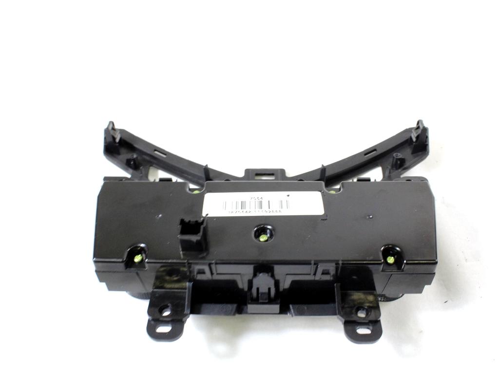 NADZOR KLIMATSKE NAPRAVE OEM N. 95017054 ORIGINAL REZERVNI DEL CHEVROLET CRUZE J300 J305 (2009 - 2019) BENZINA/GPL LETNIK 2011