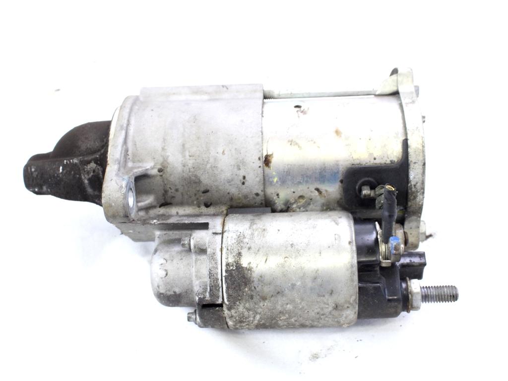 ZAGANJAC MOTORJA  OEM N. 55576980 ORIGINAL REZERVNI DEL CHEVROLET CRUZE J300 J305 (2009 - 2019) BENZINA/GPL LETNIK 2011