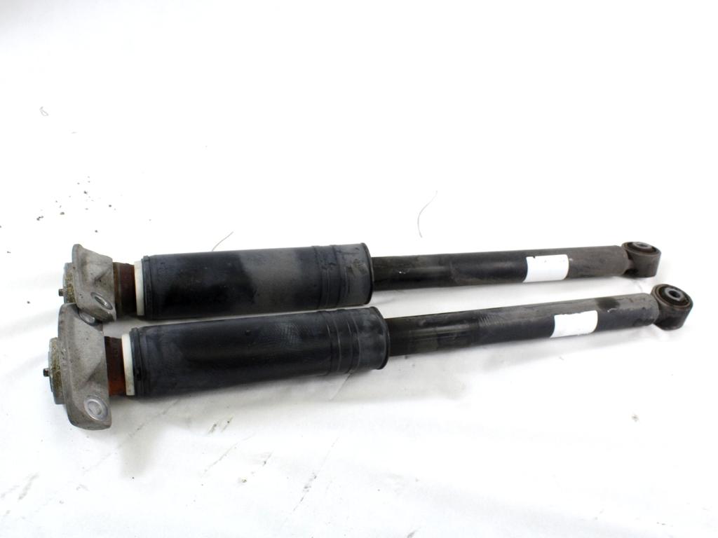 ZADNJI AMORTIZERJI OEM N. 31470 COPPIA AMMORTIZZATORI POSTERIORI ORIGINAL REZERVNI DEL CHEVROLET CRUZE J300 J305 (2009 - 2019) BENZINA/GPL LETNIK 2011