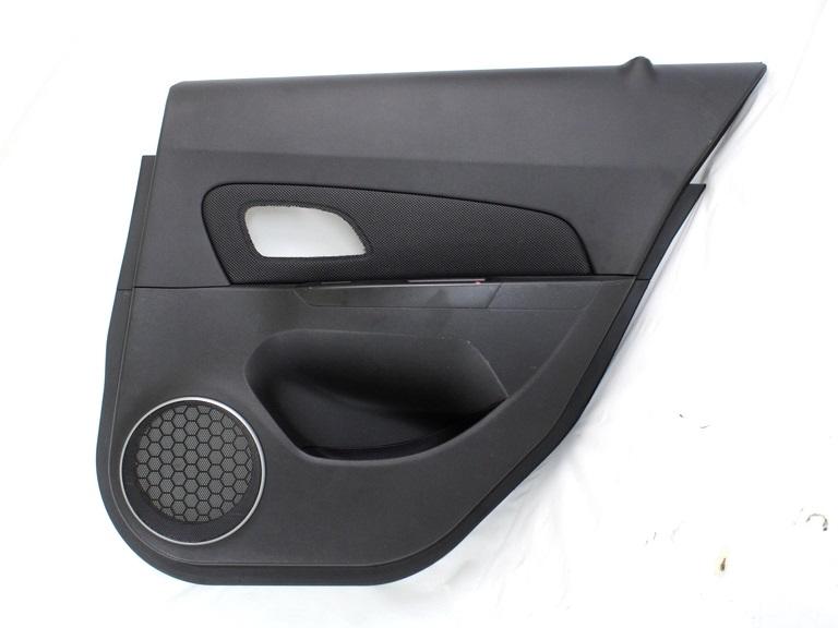 VRATNI PANEL OEM N. PNPDTCVCRUZEJ300BR4P ORIGINAL REZERVNI DEL CHEVROLET CRUZE J300 J305 (2009 - 2019) BENZINA/GPL LETNIK 2011