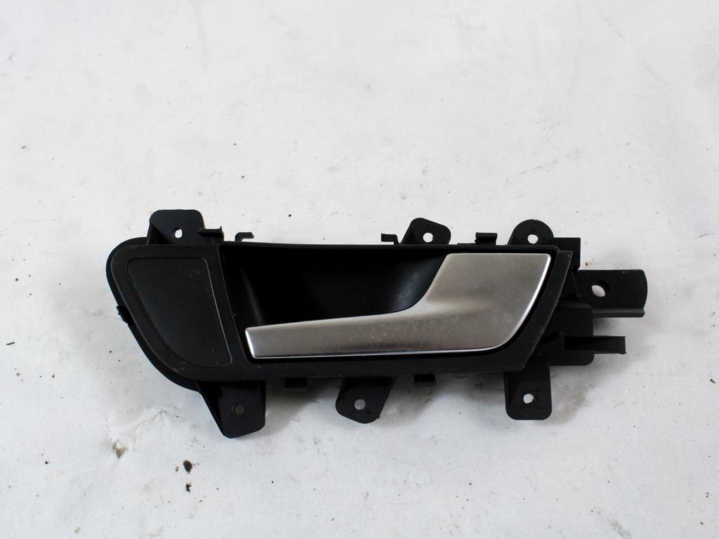 NOTRANJA KLJUKA  OEM N. 8K0837020B ORIGINAL REZERVNI DEL AUDI A4 B8 8K2 BER/SW/CABRIO (2007 - 11/2015) DIESEL LETNIK 2009