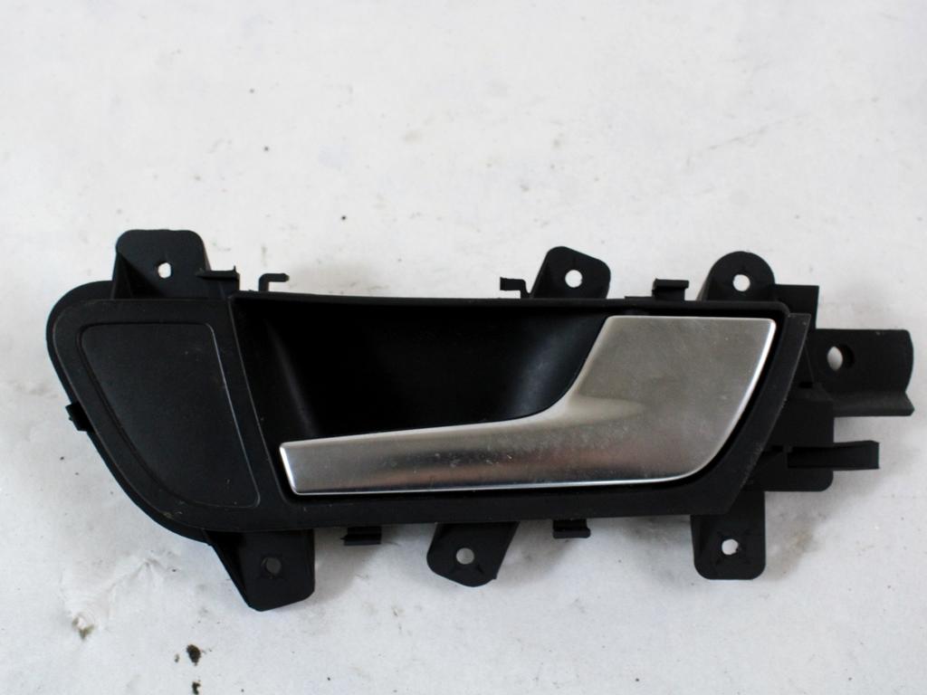 NOTRANJA KLJUKA  OEM N. 8K0837020B ORIGINAL REZERVNI DEL AUDI A4 B8 8K2 BER/SW/CABRIO (2007 - 11/2015) DIESEL LETNIK 2009