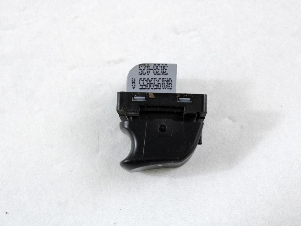 ZADNJE STIKALO OEM N. 8K0959855A ORIGINAL REZERVNI DEL AUDI A4 B8 8K2 BER/SW/CABRIO (2007 - 11/2015) DIESEL LETNIK 2009