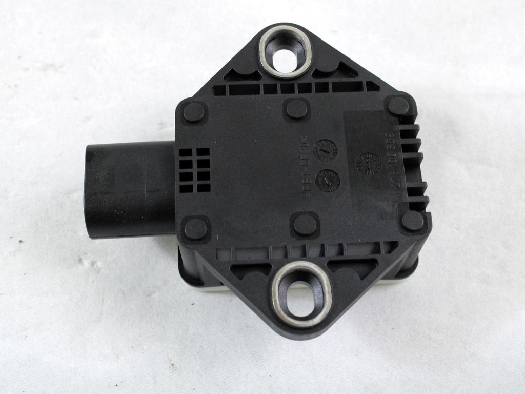 ESP OEM N. 8K0907637C ORIGINAL REZERVNI DEL AUDI A4 B8 8K2 BER/SW/CABRIO (2007 - 11/2015) DIESEL LETNIK 2009