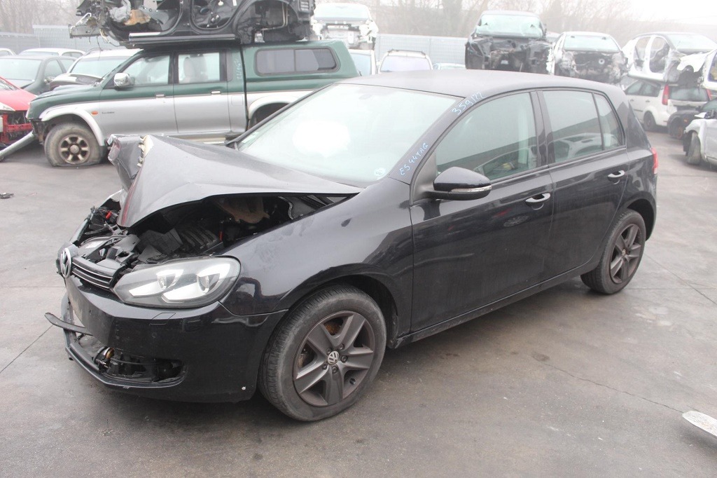 VOLKSWAGEN GOLF 6 1.6 D 77KW 5M 5P (2010) RICAMBI IN MAGAZZINO