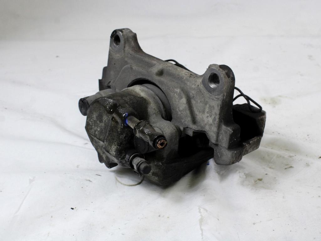 SPREDNJE DESNE ZAVORNE CELJUSTI  OEM N. 8K0615124C ORIGINAL REZERVNI DEL AUDI A4 B8 8K2 BER/SW/CABRIO (2007 - 11/2015) DIESEL LETNIK 2009