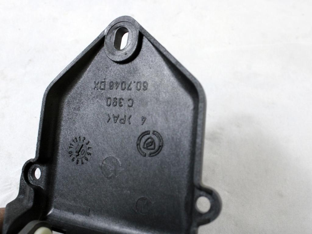 NOTRANJA KLJUKA  OEM N. 71732851 ORIGINAL REZERVNI DEL FIAT PANDA 169 R (2009 - 2011) BENZINA/METANO LETNIK 2009