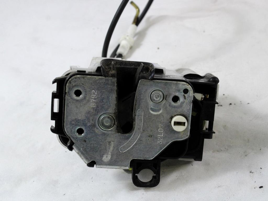 CENTRALNA KLJUCAVNICA ZADJIH LEVIH VRAT OEM N. 51826987 ORIGINAL REZERVNI DEL FIAT PANDA 169 R (2009 - 2011) BENZINA/METANO LETNIK 2009