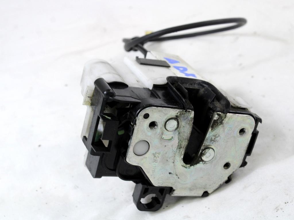 CENTRALNI ZAKLEP SPREDNJIH VRAT  OEM N. 51826965 ORIGINAL REZERVNI DEL FIAT PANDA 169 R (2009 - 2011) BENZINA/METANO LETNIK 2009