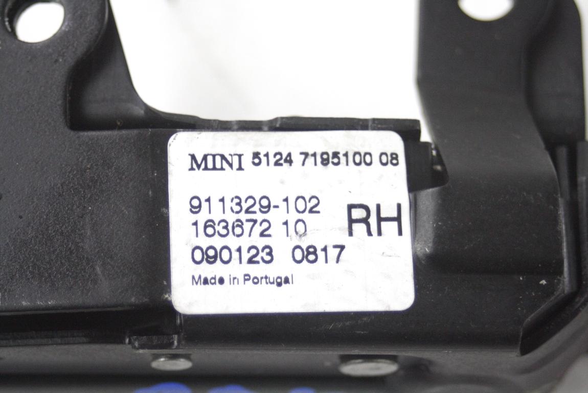 ZAKLEPANJE PRTLJA?NIH VRAT  OEM N. 51247195100 ORIGINAL REZERVNI DEL MINI ONE / COOPER BERLINA CABRIO R56 R57 (2007 - 2013) BENZINA LETNIK 2009