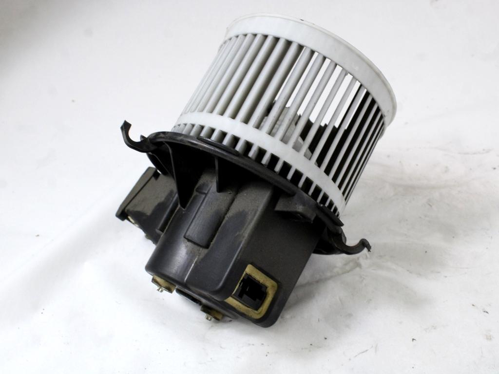 VENTILATOR  KABINE  OEM N. 77364884 ORIGINAL REZERVNI DEL FIAT PANDA 169 R (2009 - 2011) BENZINA/METANO LETNIK 2009