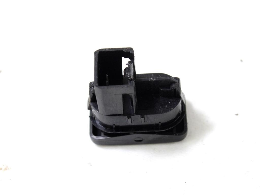 ZADNJE STIKALO OEM N. 6M2T-14529-AD ORIGINAL REZERVNI DEL FORD S-MAX WA6 MK1 (2006 - 2010) DIESEL LETNIK 2008