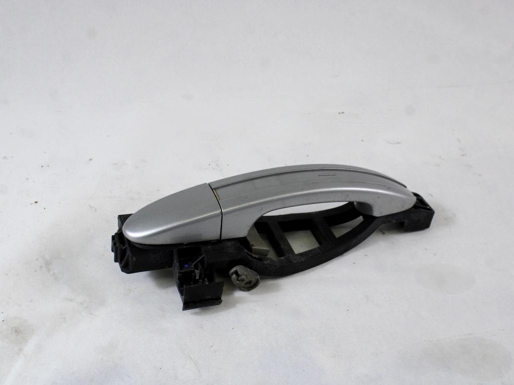 ZUNANJA KLJUKA ZADNJA DESNA VRATA OEM N. 1437718 ORIGINAL REZERVNI DEL FORD S-MAX WA6 MK1 (2006 - 2010) DIESEL LETNIK 2008