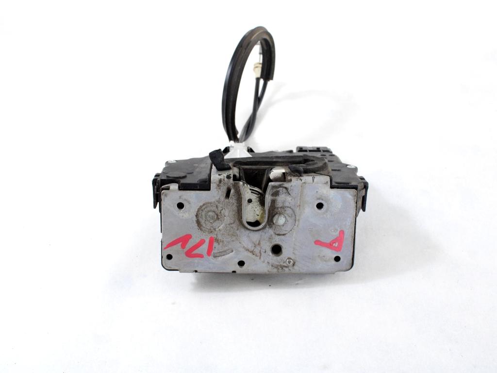 CENTRALNI ZAKLEP SPREDNJIH VRAT  OEM N. 51905681 ORIGINAL REZERVNI DEL FIAT PUNTO 199 MK3 (2011 - 2017)DIESEL LETNIK 2015