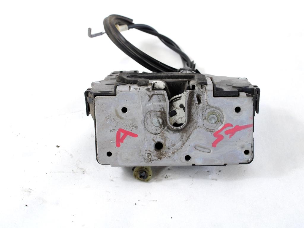 CENTRALNO ZAKLEPANJE PREDNIH LEVIH VRAT OEM N. 51905686 ORIGINAL REZERVNI DEL FIAT PUNTO 199 MK3 (2011 - 2017)DIESEL LETNIK 2015