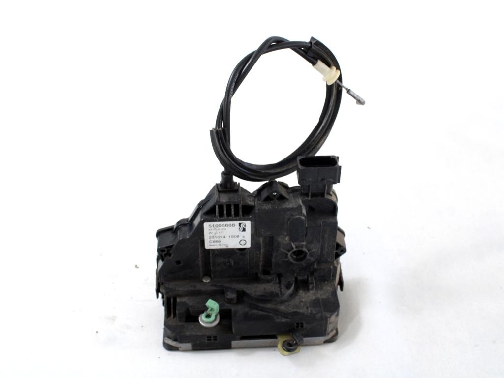 CENTRALNO ZAKLEPANJE PREDNIH LEVIH VRAT OEM N. 51905686 ORIGINAL REZERVNI DEL FIAT PUNTO 199 MK3 (2011 - 2017)DIESEL LETNIK 2015