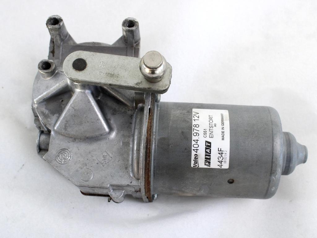 MOTORCEK PREDNJIH BRISALCEV OEM N. 77363952 ORIGINAL REZERVNI DEL FIAT PUNTO 199 MK3 (2011 - 2017)DIESEL LETNIK 2015