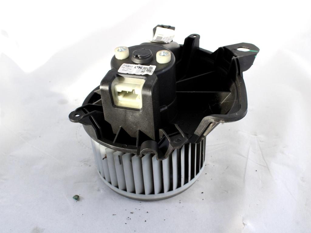 VENTILATOR  KABINE  OEM N. 77364956 ORIGINAL REZERVNI DEL FIAT PUNTO 199 MK3 (2011 - 2017)DIESEL LETNIK 2015