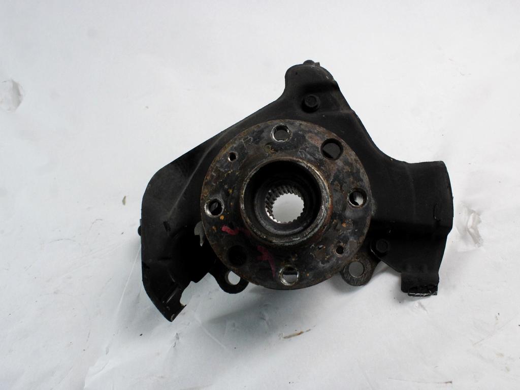 LEVI VRTLJIVI LEZAJ / PESTO KOLESA Z LEZAJEM SPREDAJ OEM N. 51776380 ORIGINAL REZERVNI DEL FIAT PUNTO 199 MK3 (2011 - 2017)DIESEL LETNIK 2015